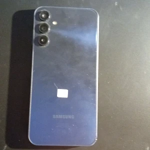 Samsung a15 5g  - Helt ny oanvänd ingen orginal låda orginal pris 2000