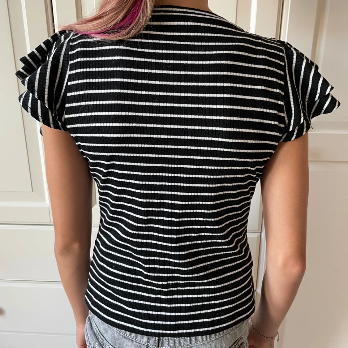 Randig svartvit topp från Lindex - 1