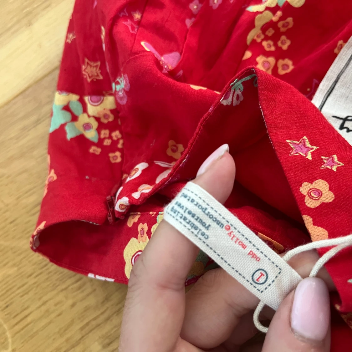 Röd blommiga shorts från Odd Molly - 4