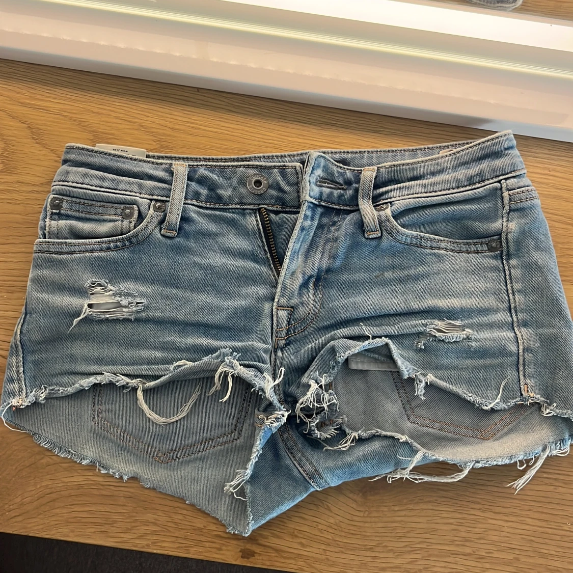 Blå jeansshorts från Crocker