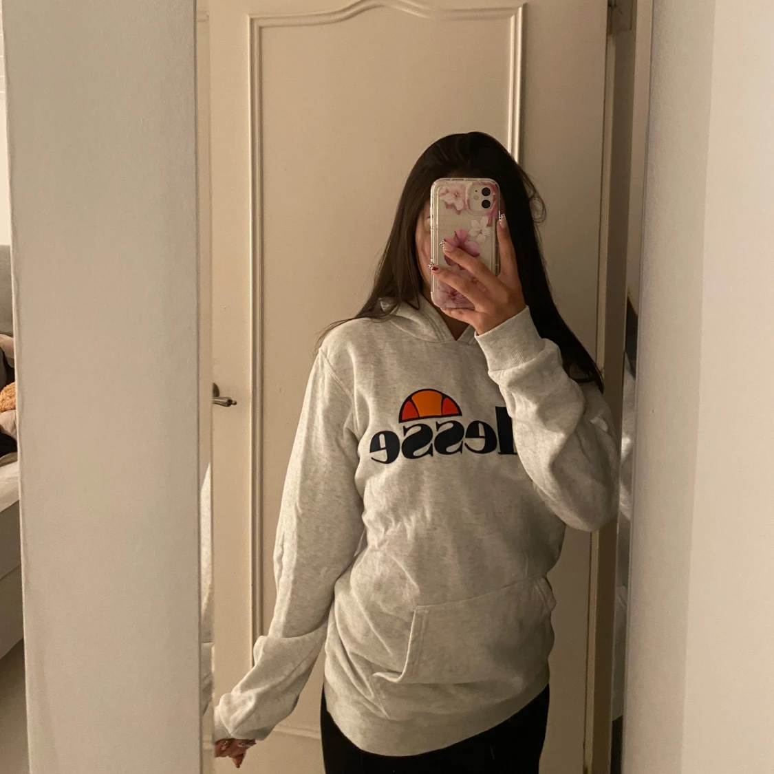Grå Ellesse hoodie med logga - 3