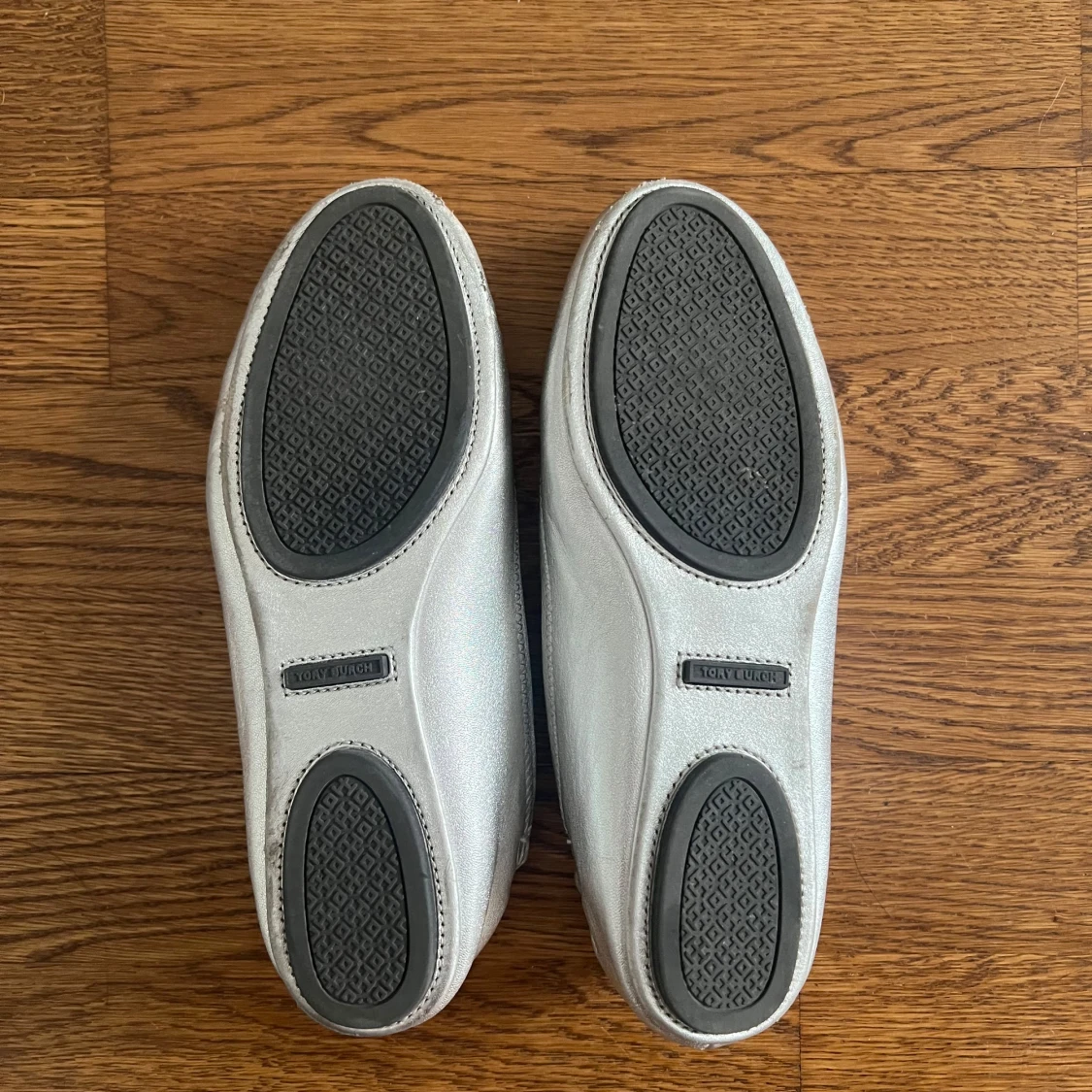 Silver ballerinaskor från Tory Burch - 3