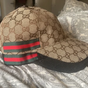 Helt ny keps för sommar aldrig anvönd - Hej, säljer min keps som e helt ny och aldrig använd snygg också