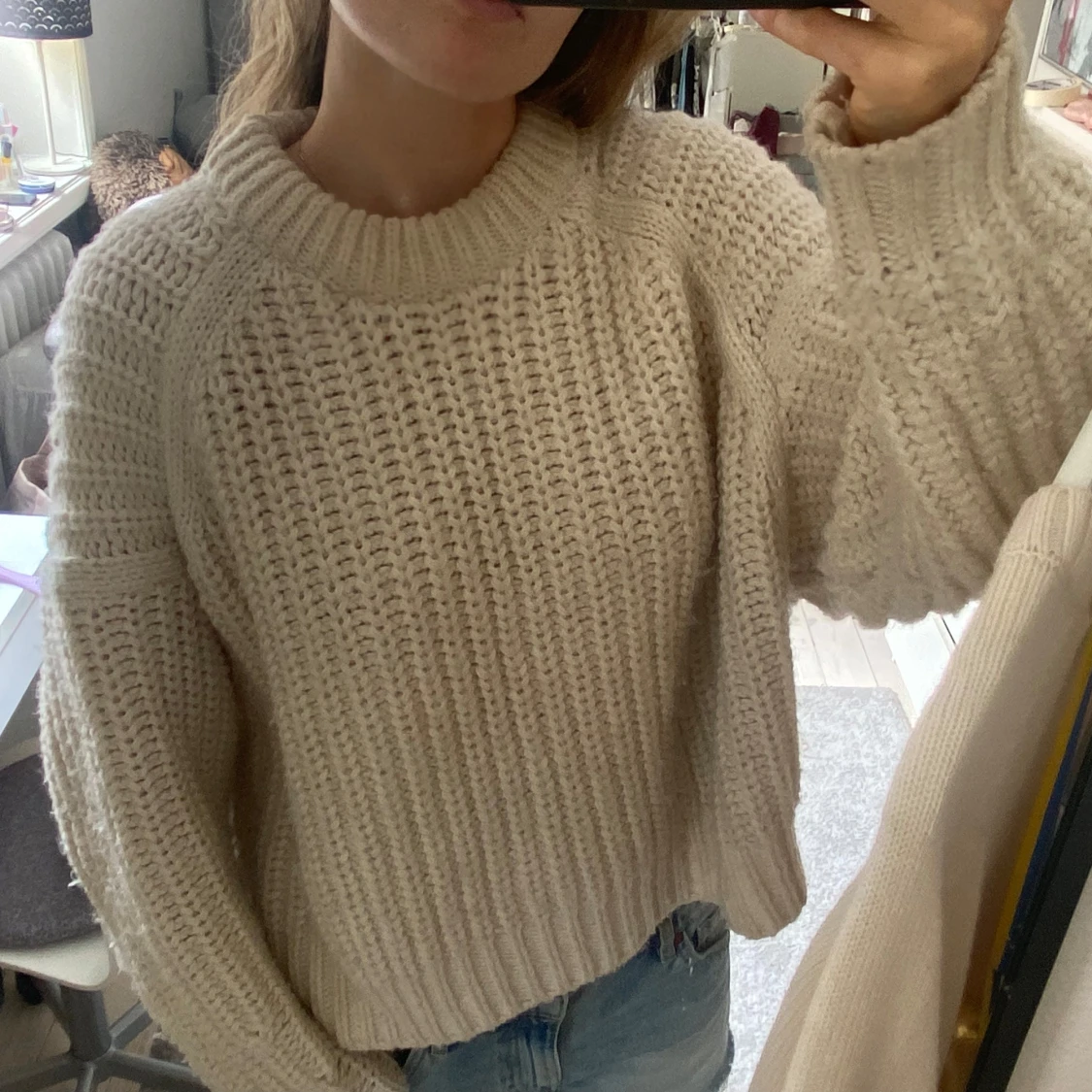 Beige stickad oversized tröja - 1