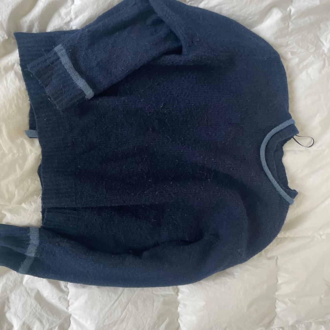 Mörkblå stickad tröja från Zara - 2