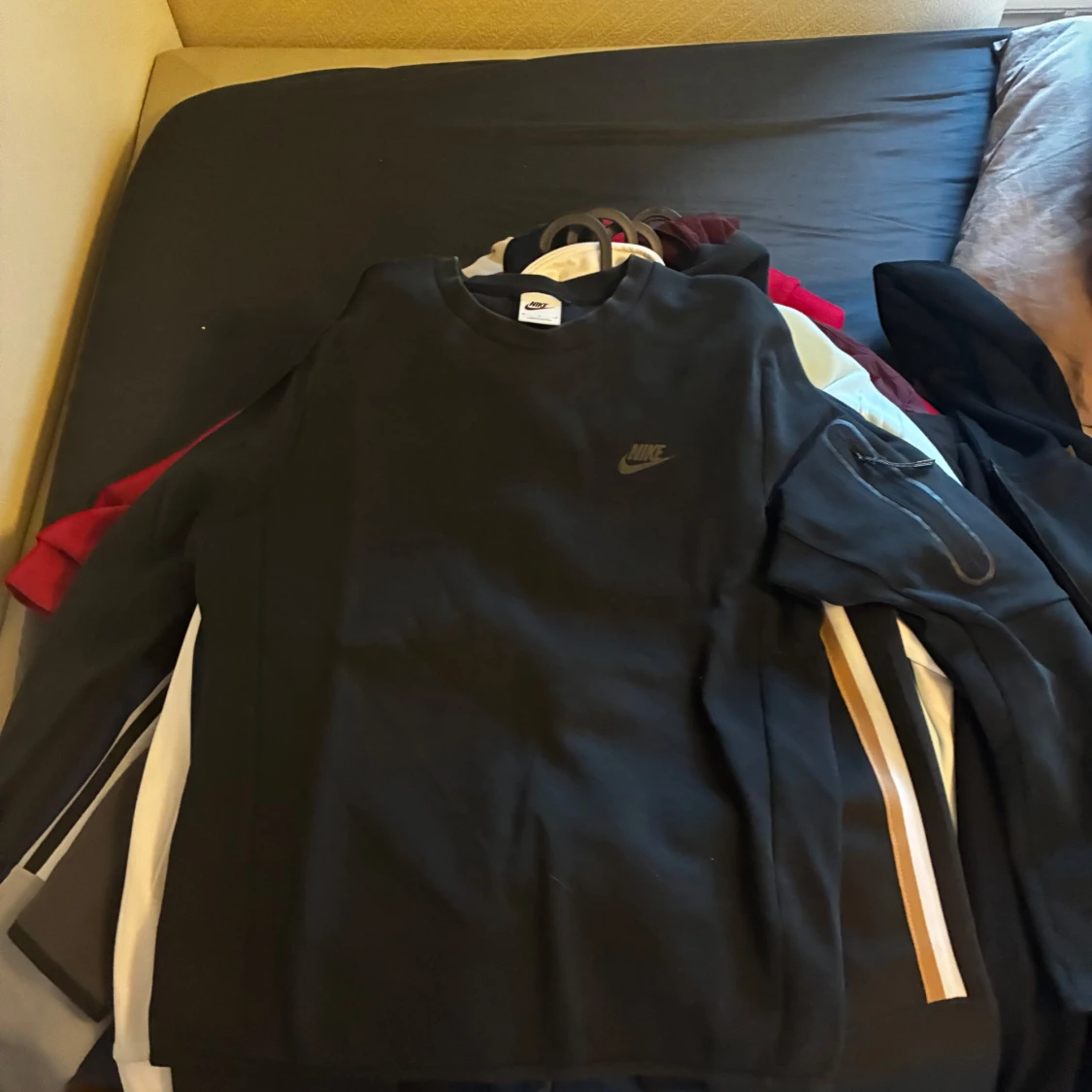 Svart Nike sweatshirt med logga