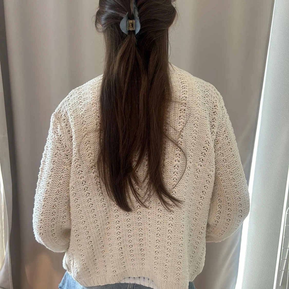Stickad beige/vit kofta - 1