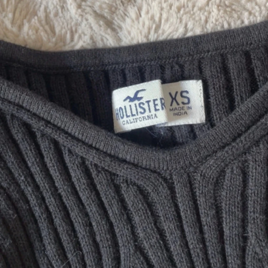 Svart ribbad stickad tröja Hollister - 1