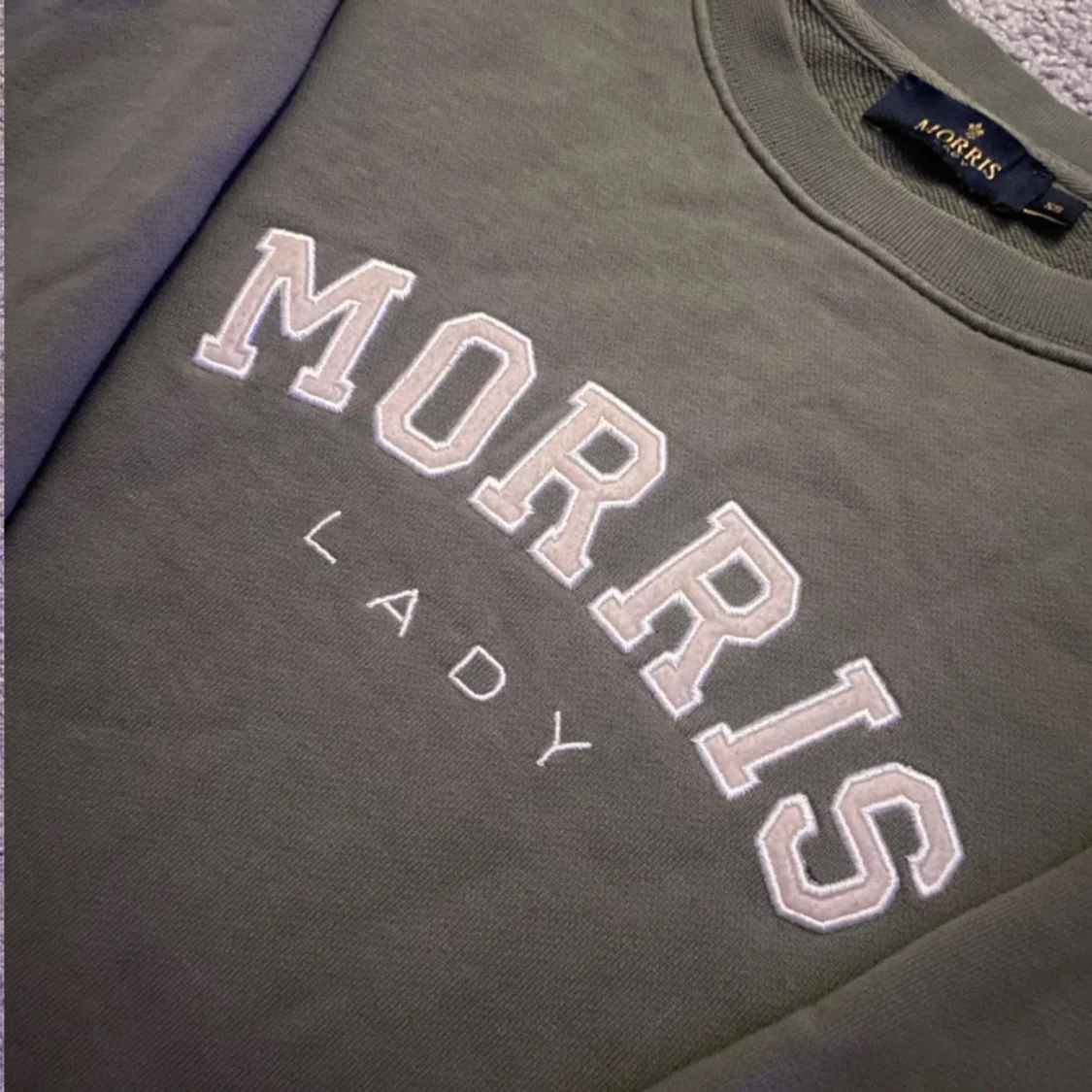 Grå sweatshirt från Morris - 1