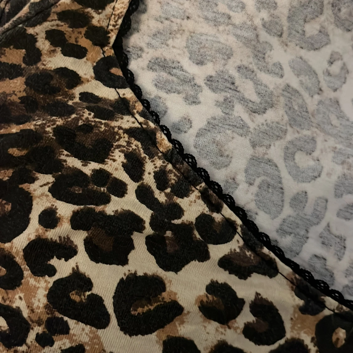 Leopardmönstrad topp från Nelly - 2