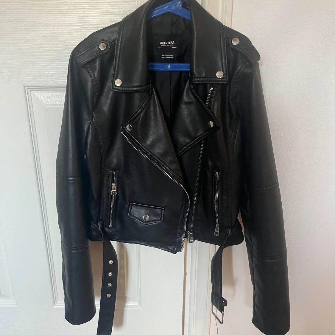 Svart skinnjacka från Pull&Bear