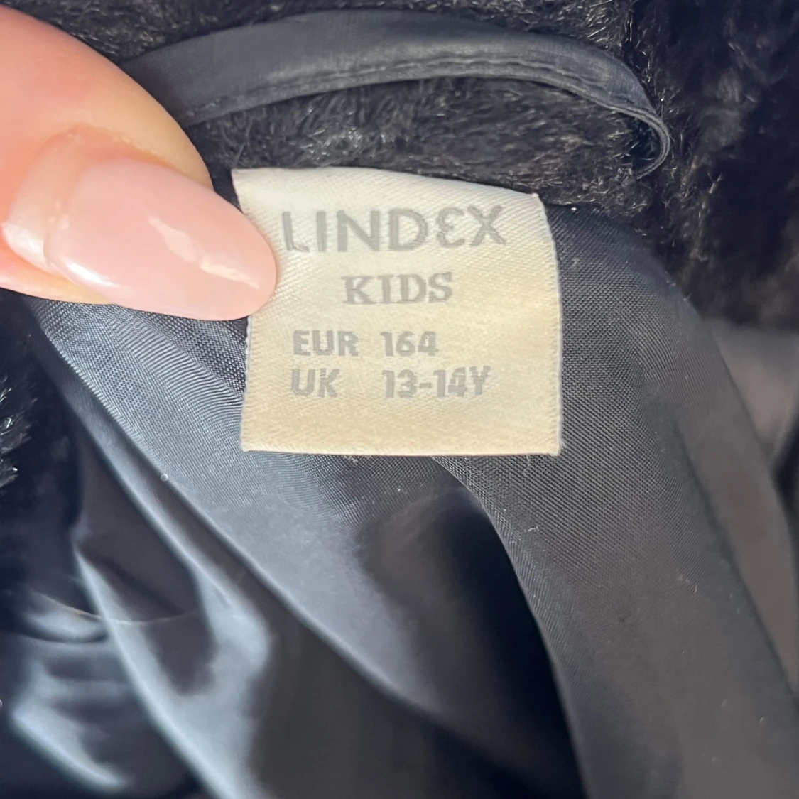 Svart pälsjacka - 4