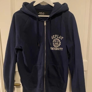 Replay  - Snygg mörk blå replay zip hoodie