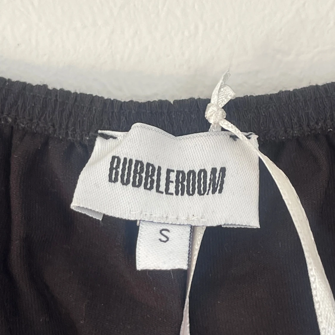 Svart miniklänning från Bubbleroom - 2