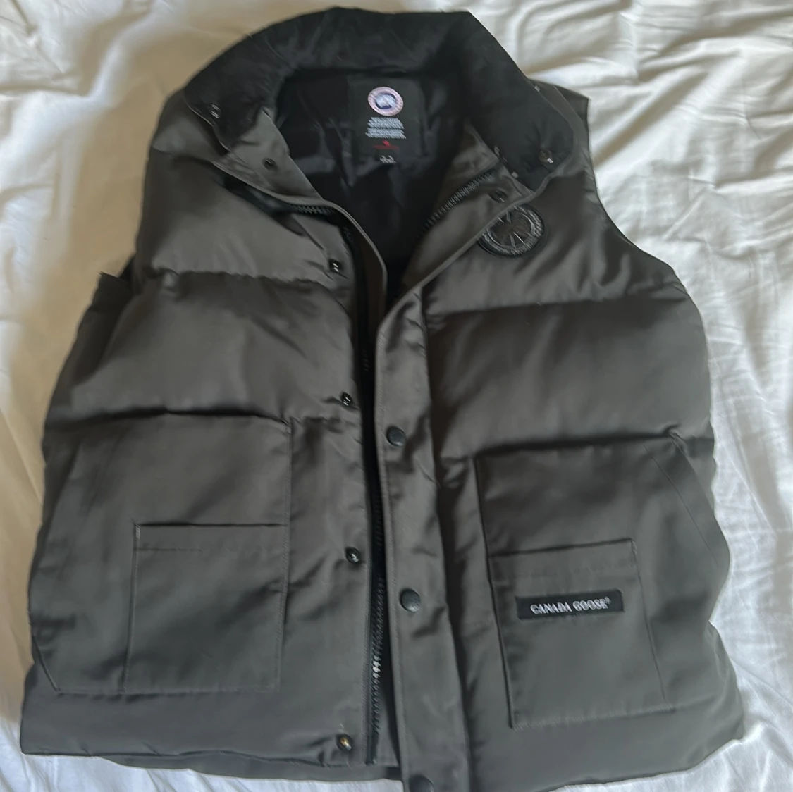 Canada hopar väst black label