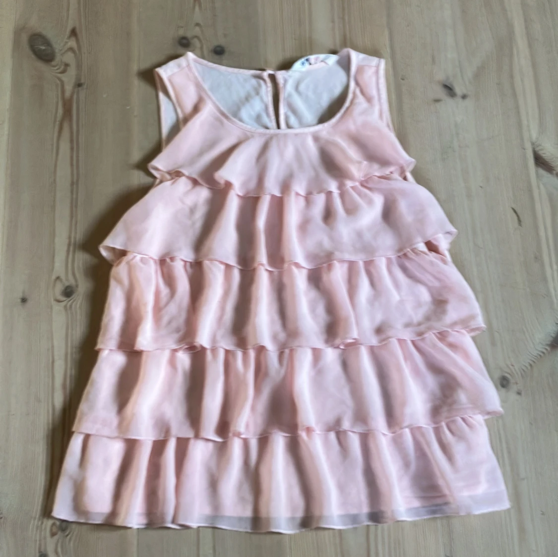 Ljusrosa volanglinne från H&M