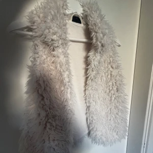 Fluffig Väst - Såå fin väst nu till hösten!!❤️
