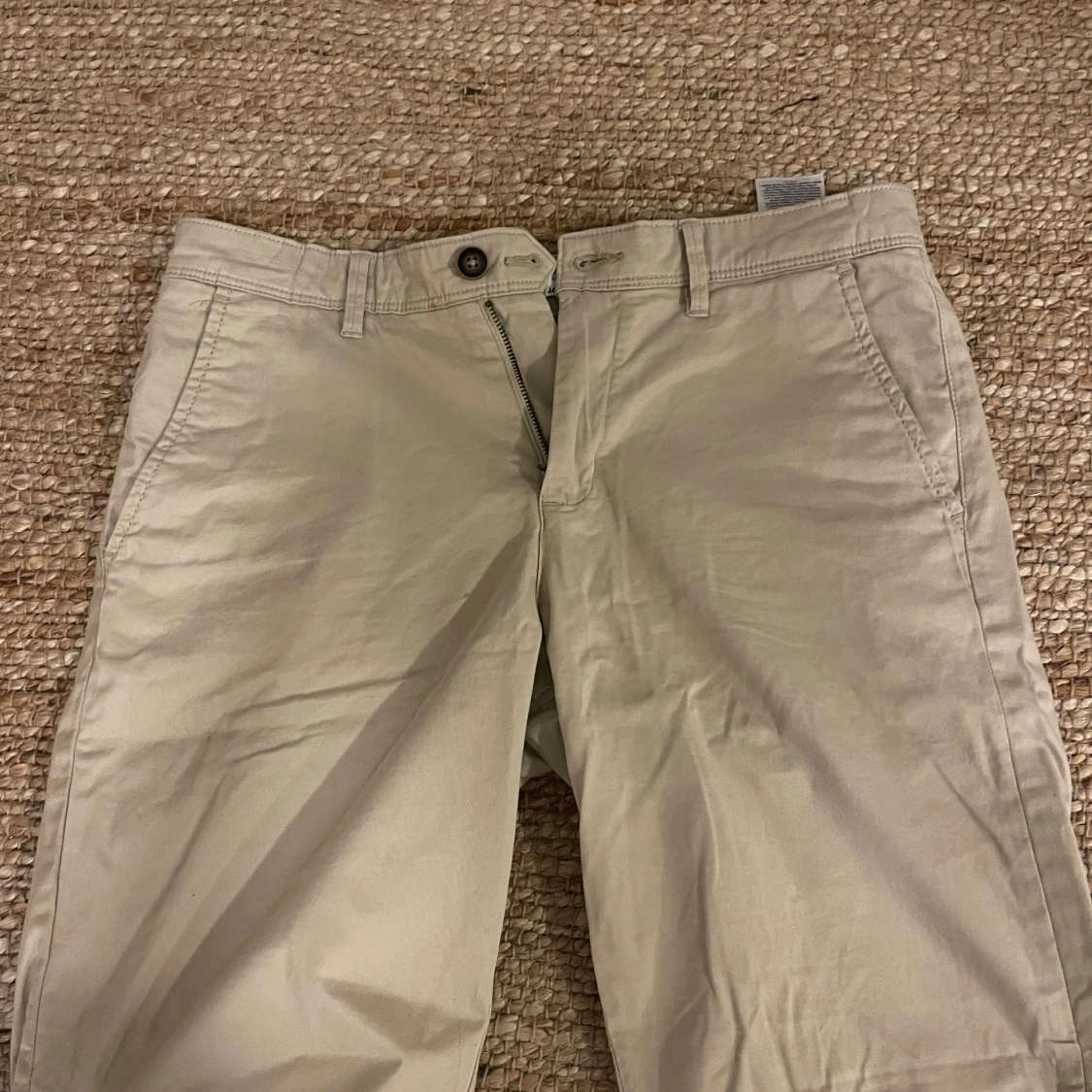 Beiga shorts från Jack & Jones - 2