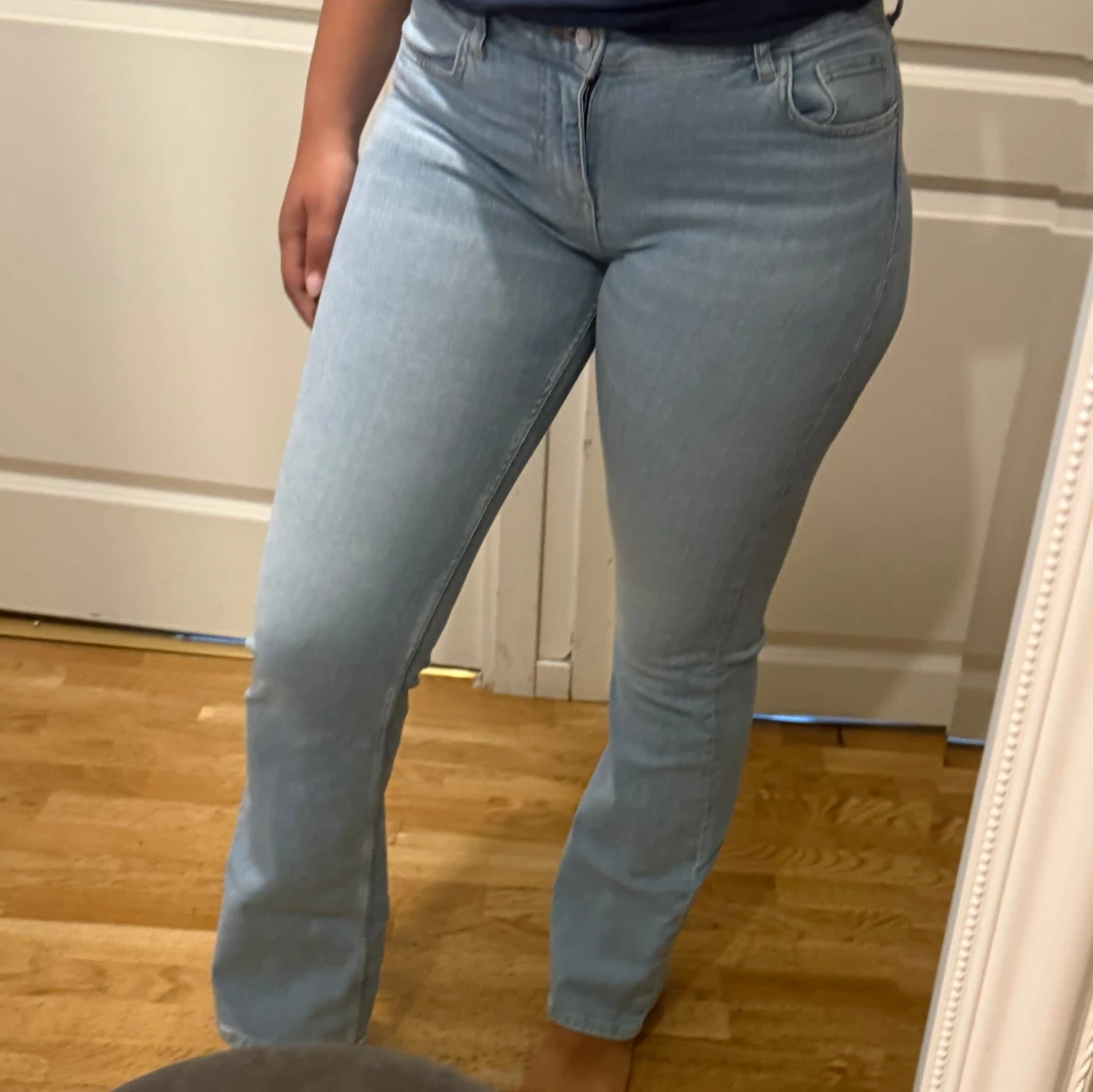 Ljusblå bootcut jeans från Zara - 2