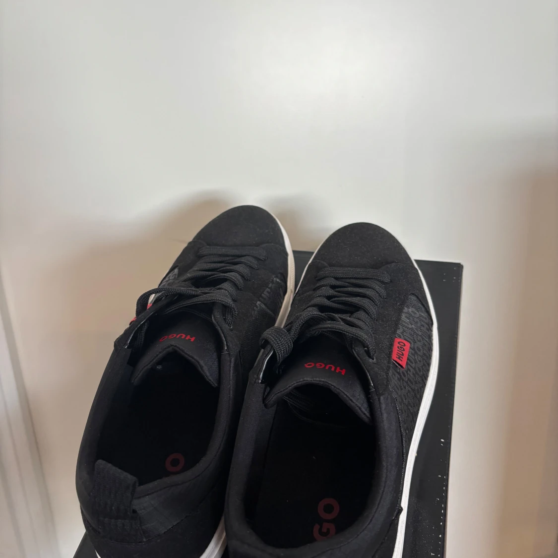 Svarta skor från Hugo Boss - 1