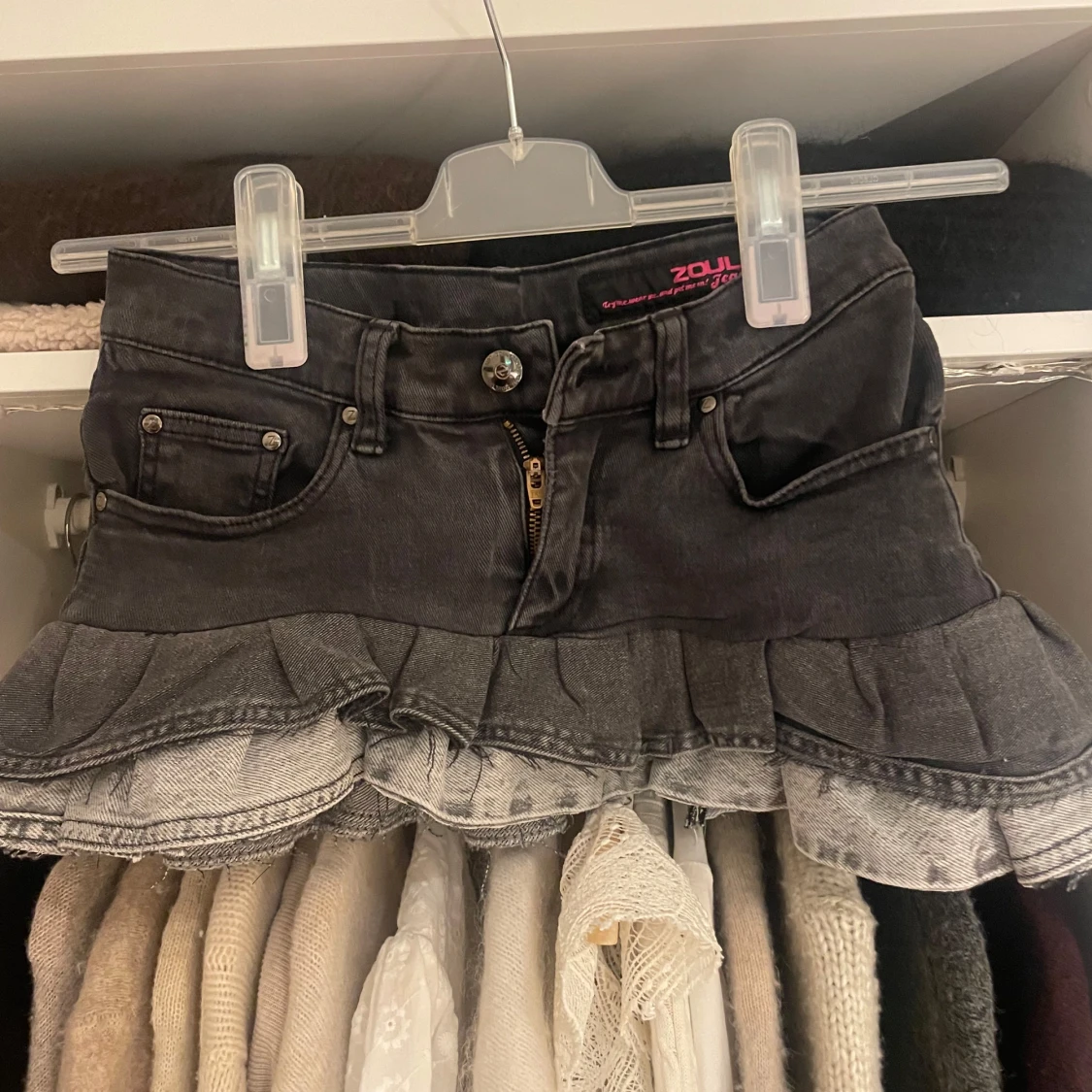 Grå volang jeanskjol från Zoul - 1