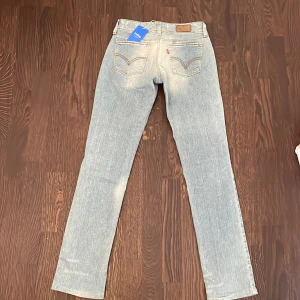 Lågmidjade jeans - Lågmidjade jeans från Levi’s, Strl 27/32💕