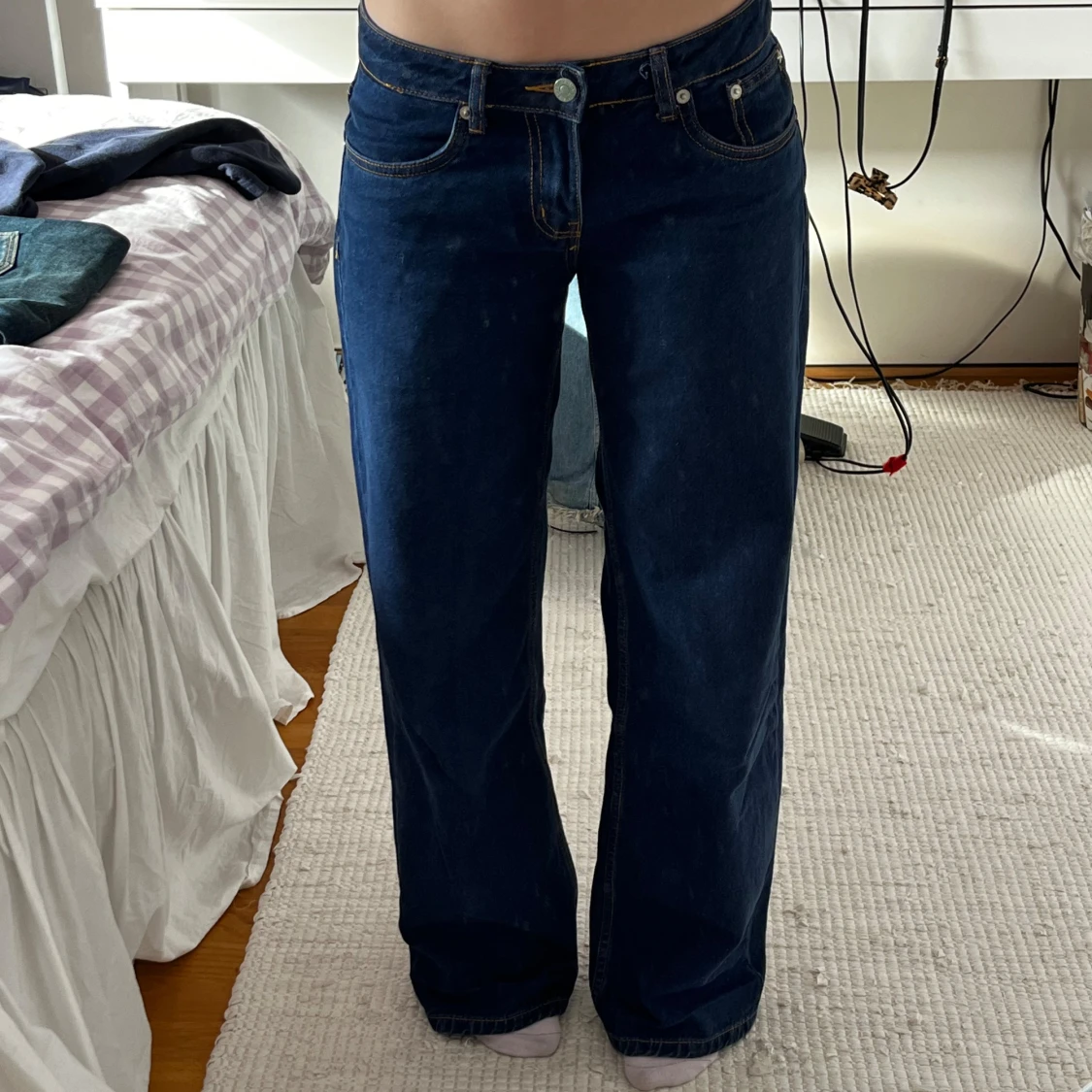 Mörkblå wide jeans med låg midja - 1
