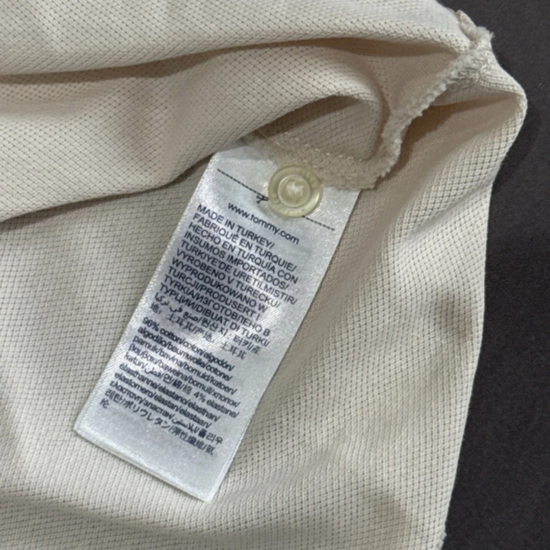 Vit pikétröja från Tommy Hilfiger - 3