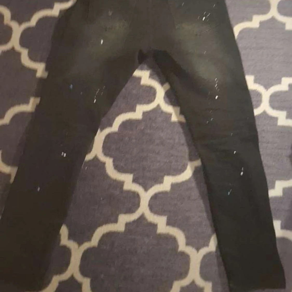 Svarta skinny jeans med slitningar - 1