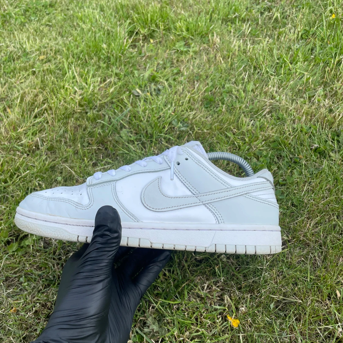 👟 Det Nike Dunk Low – Grå & Vit - 1