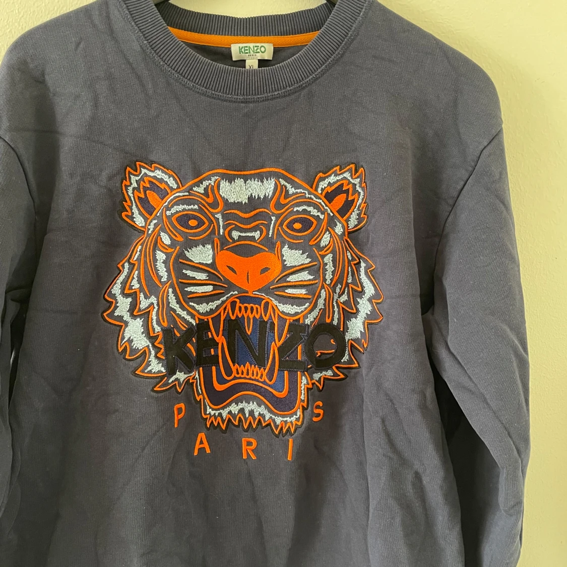 Grå Kenzo sweatshirt med tigertryck