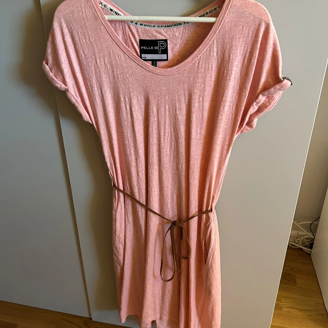 Ljusrosa klänning från Pelle P