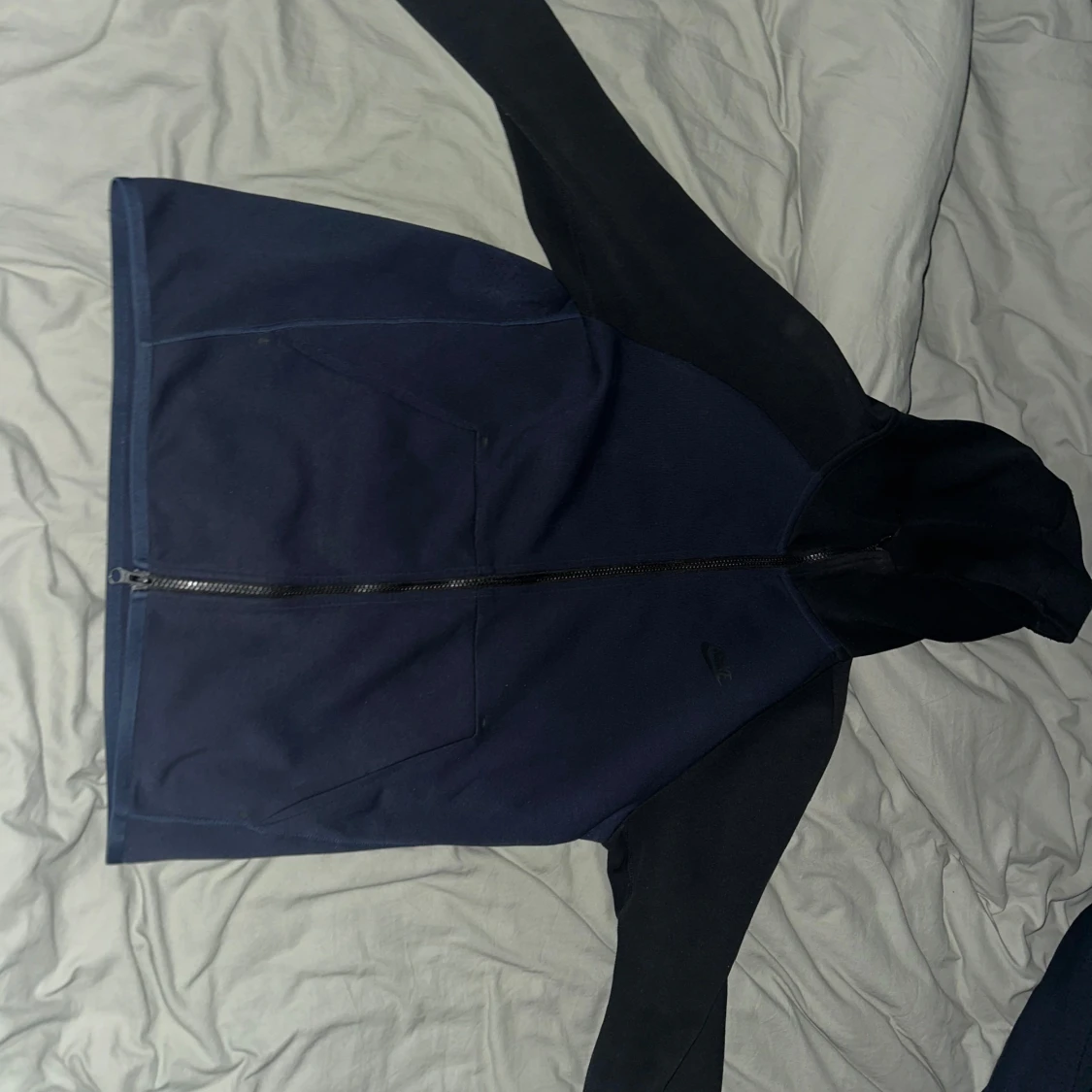 Nike tech fleece  marinblå/svart Sällsynt  - 1