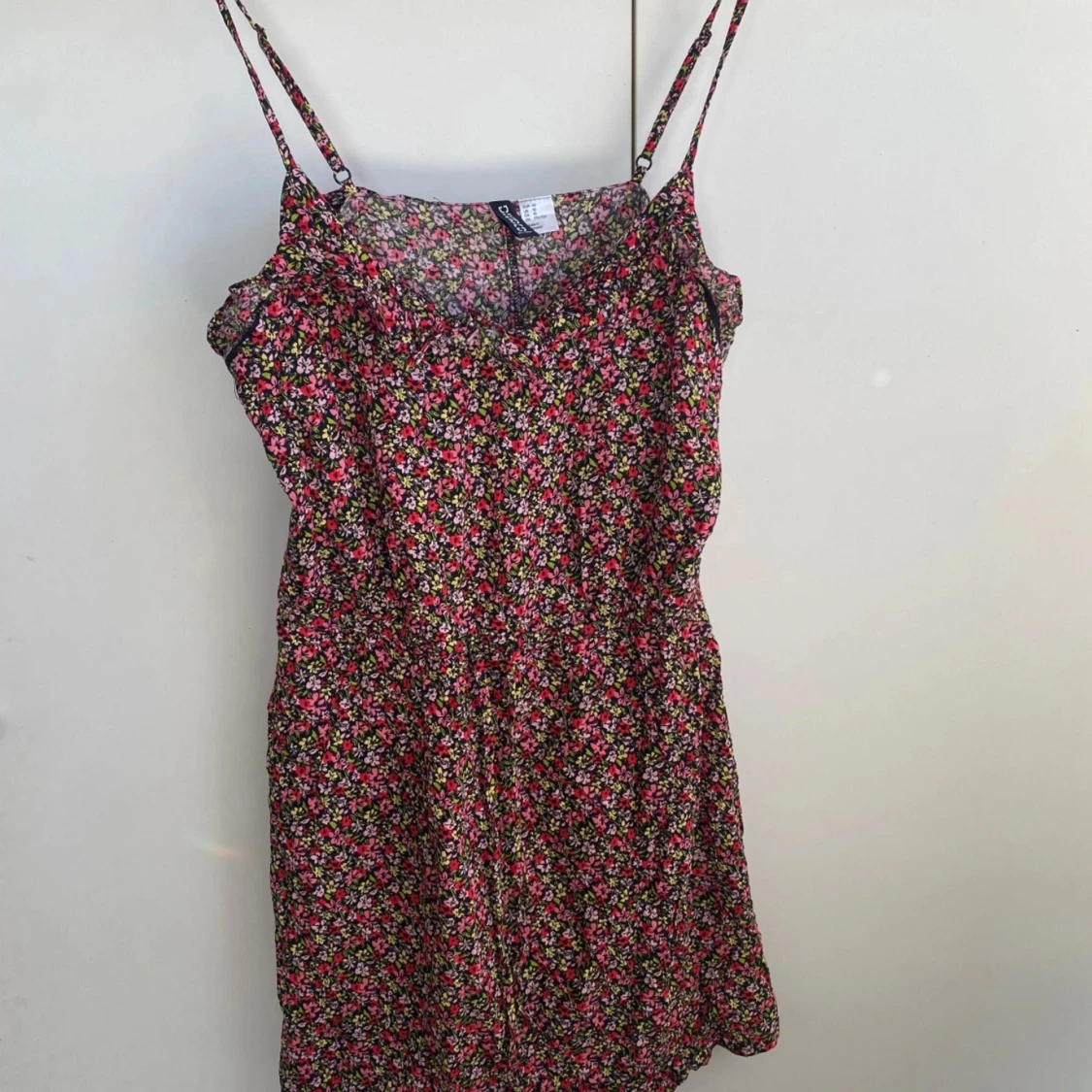 Blommig sommarklänning 