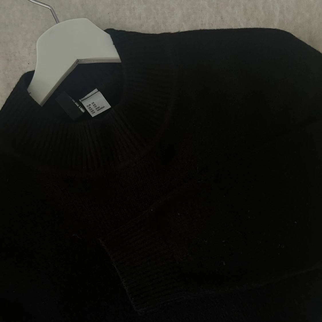 Svart stickad tröja från H&M - 2