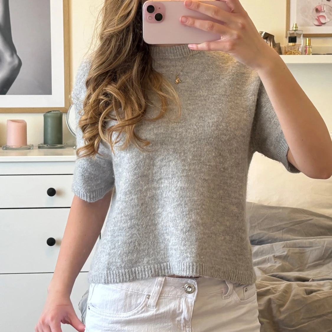 Ljusgrå stickad tröja