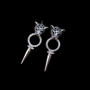 Örhängen  - Fina Leopard örhängen Finns i Silver/Guld 89kr/st  Eller 169kr/Paret Modell 159