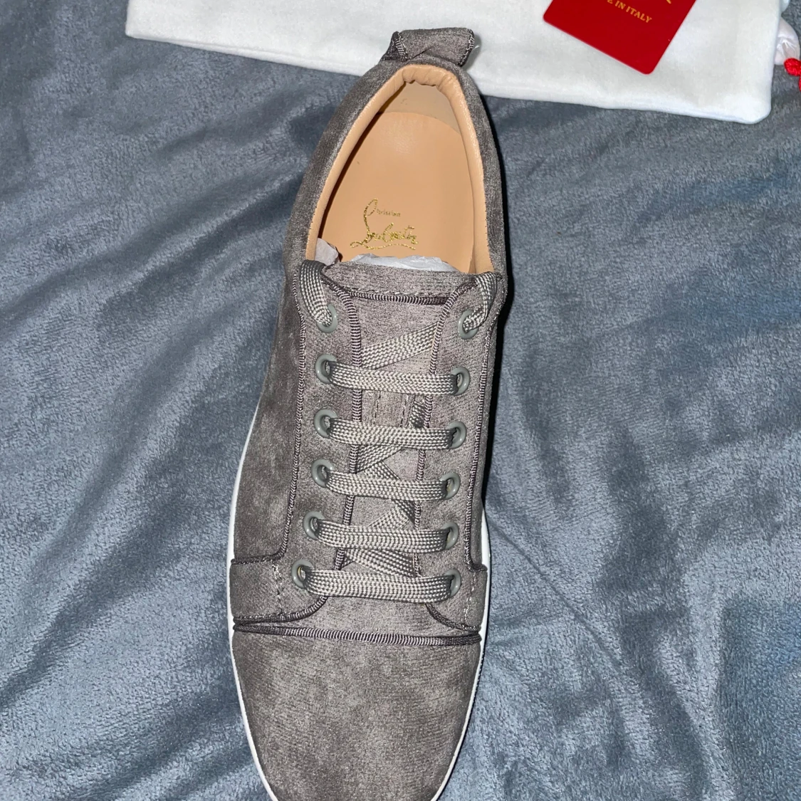 Gråa Loubs utan spikar - 1