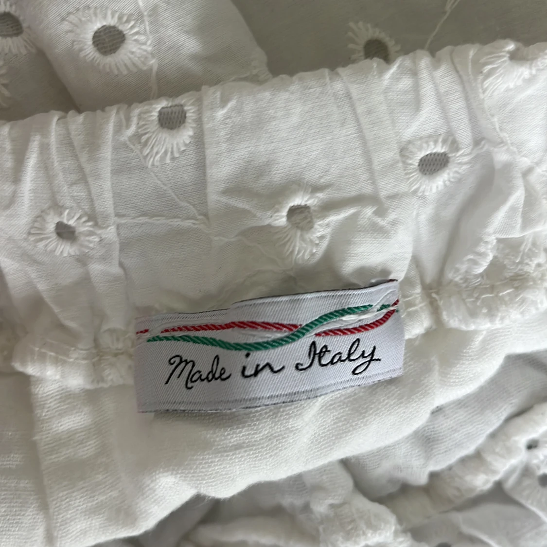 Vit broderad långkjol Made in Italy - 2