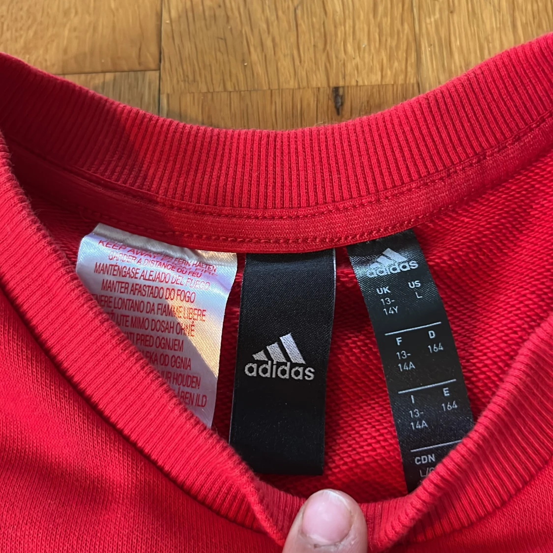 Röd långärmad Adidaströja - 2