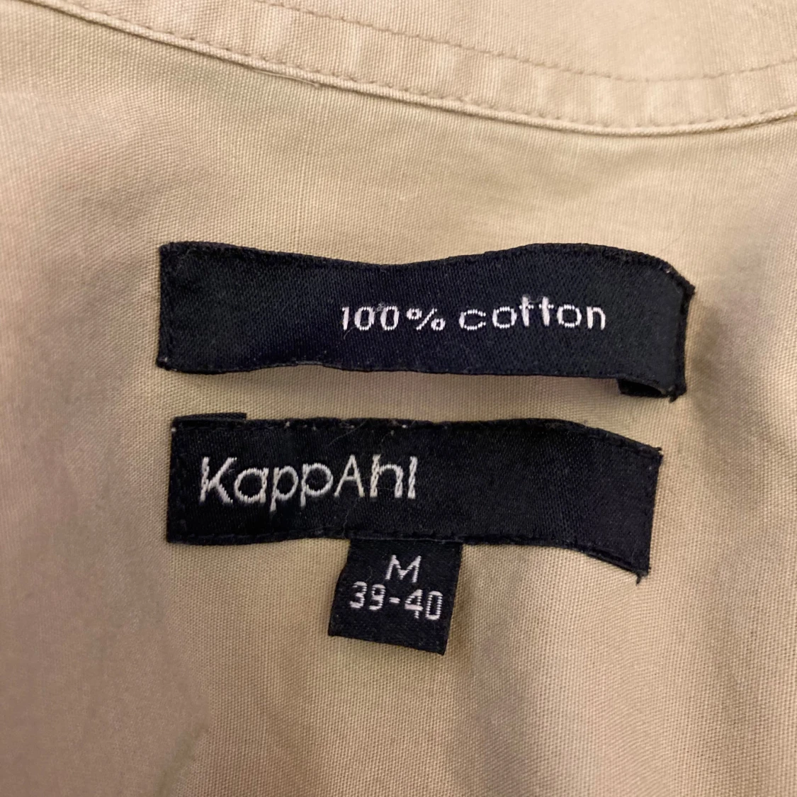 Beige skjorta från KappAhl i bomull, M - 3