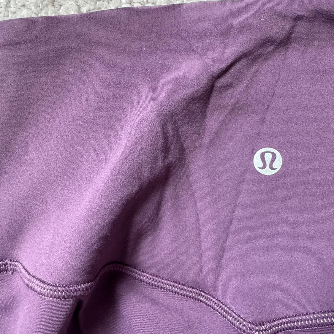 Lila bootcut leggings från Lululemon - 2