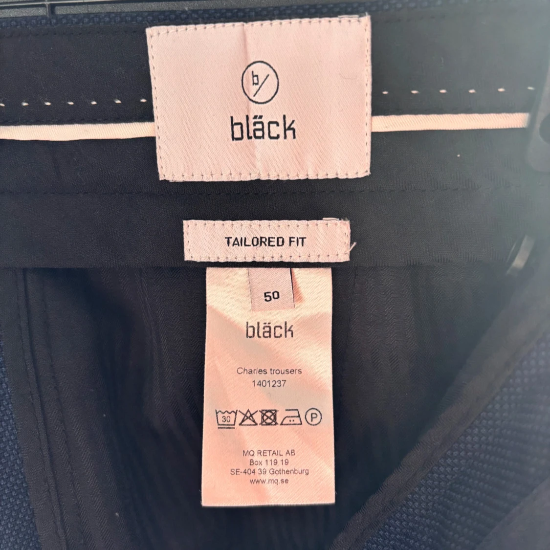 Kostym från bläck  - 2