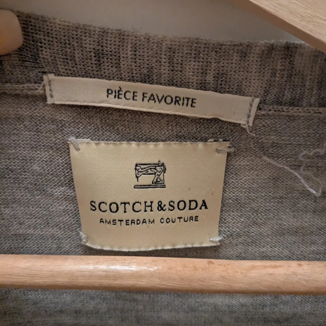 Ljusgrå kofta från Scotch & Soda - 2