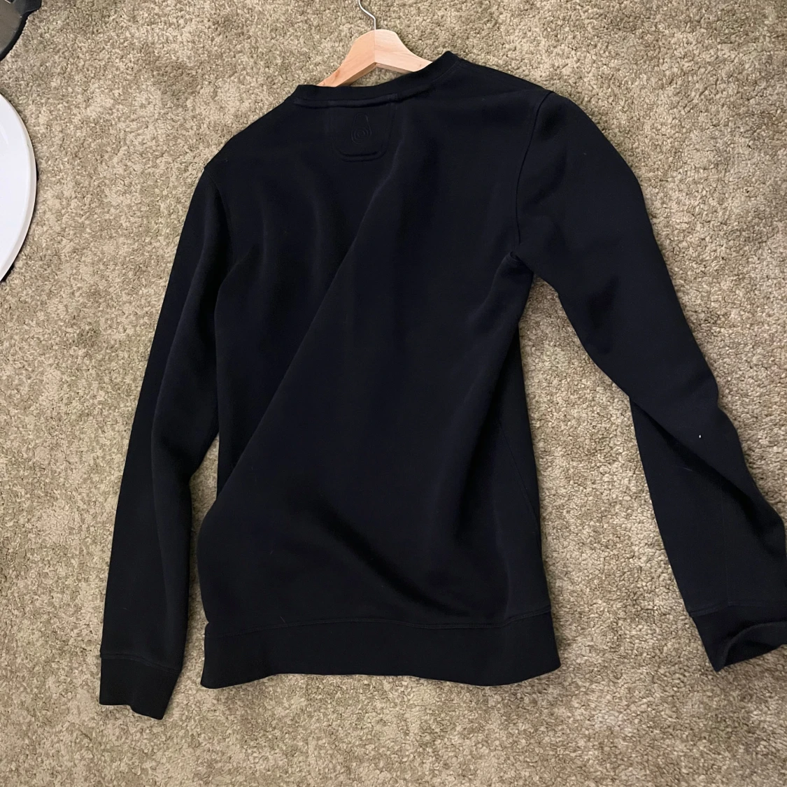 Svart sweatshirt från Sail Racing - 1