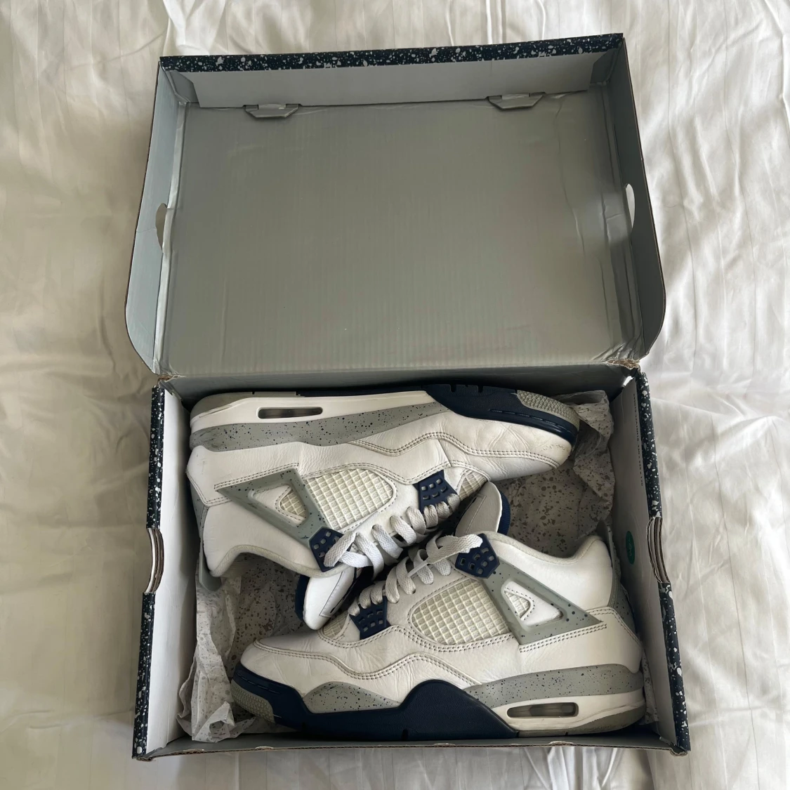 Nike Air Jordan 4 Retro ’Midnight Navy' - 1
