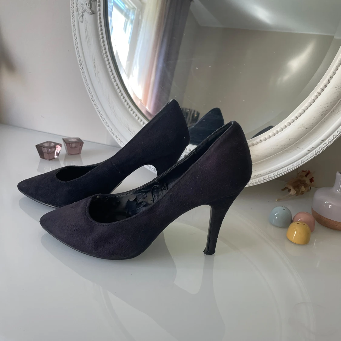 Svarta pumps med klack - 1