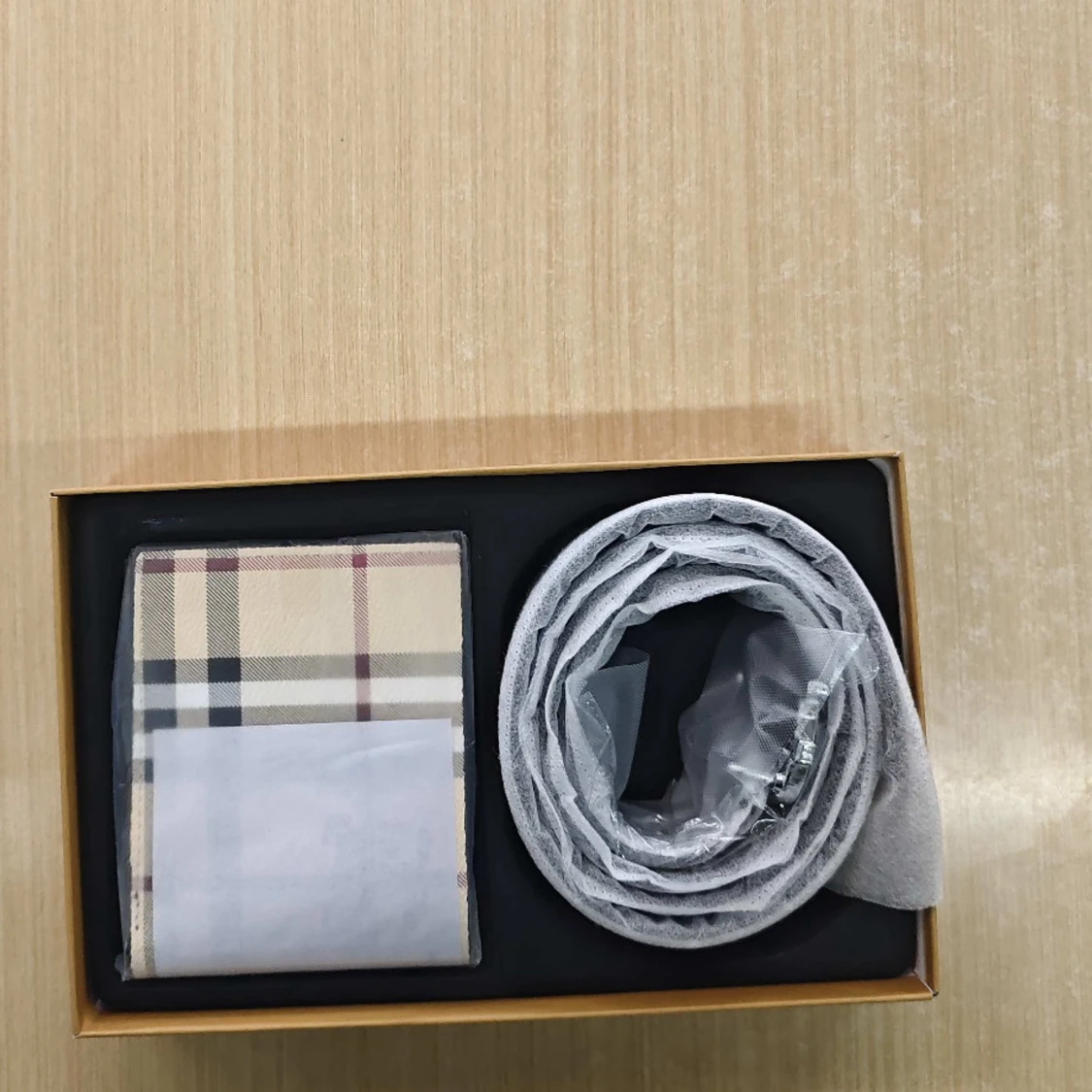  Burberry bälte med plånbok 