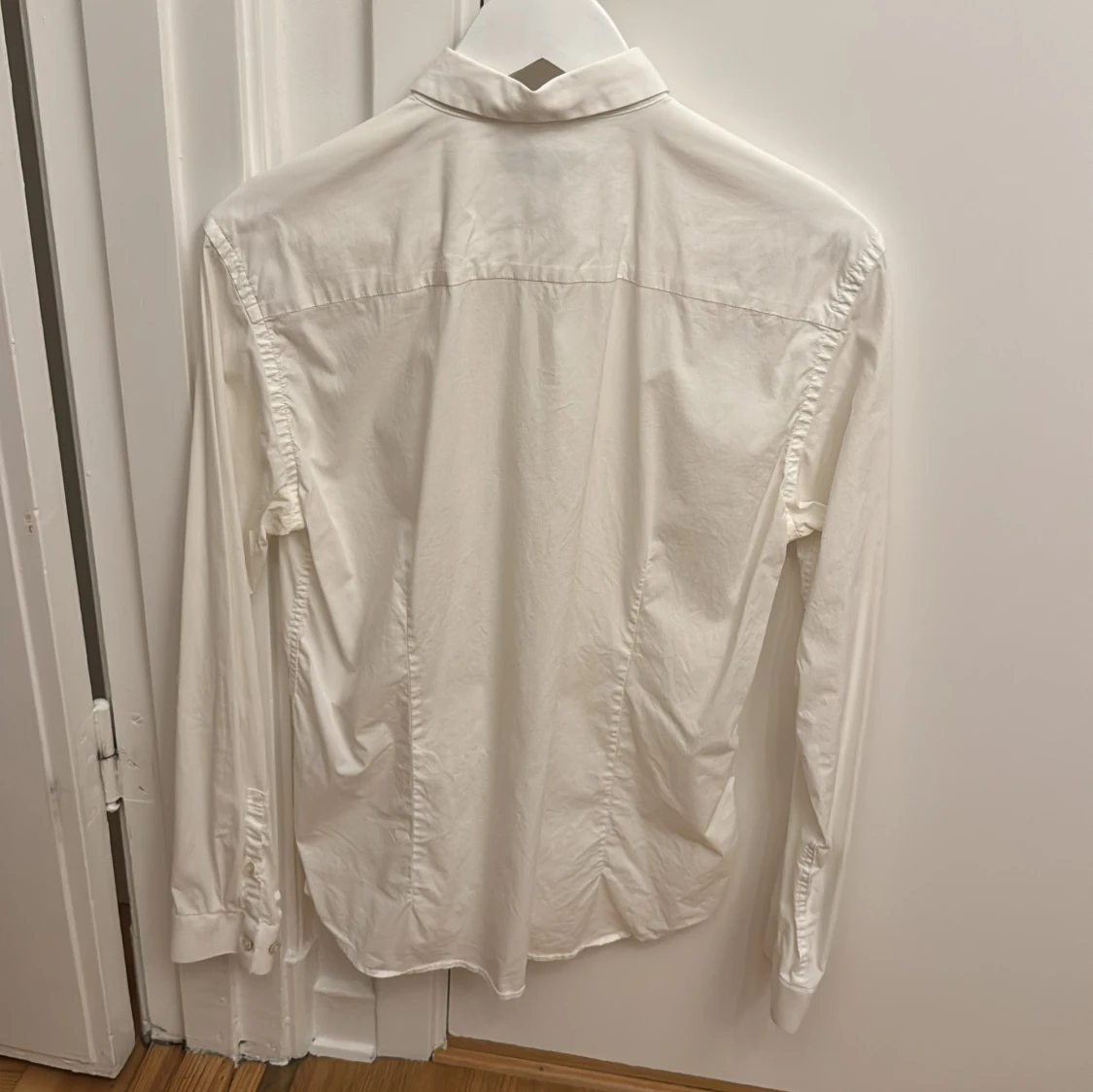 Vit skjorta från Whyred - 3