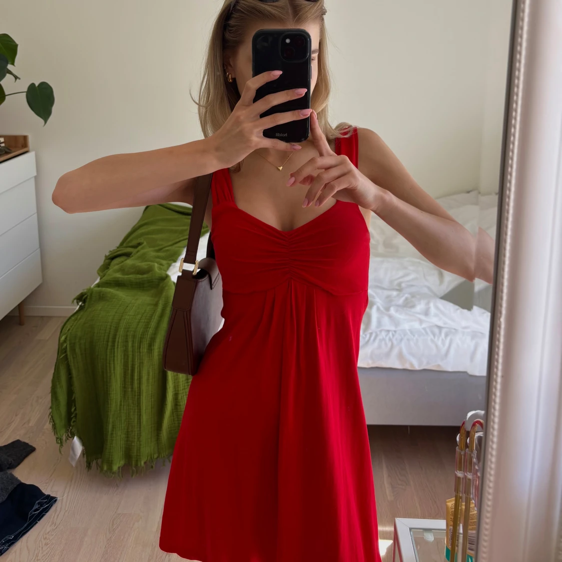 Röd klänning